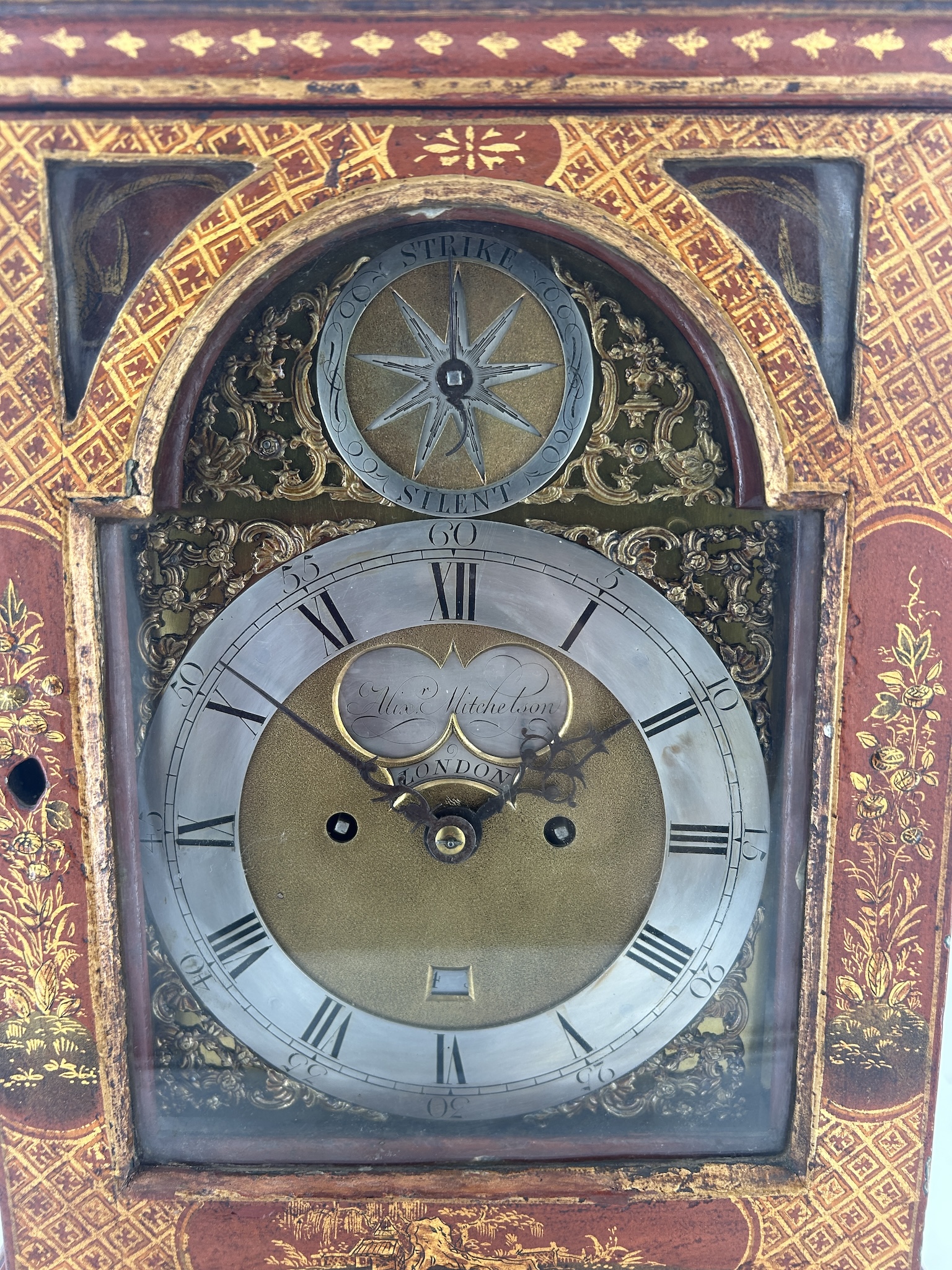 Outstanding Red Chinoiserie English Verge Twin Fusee Bracket Clock – Ca 1760 - Image 2